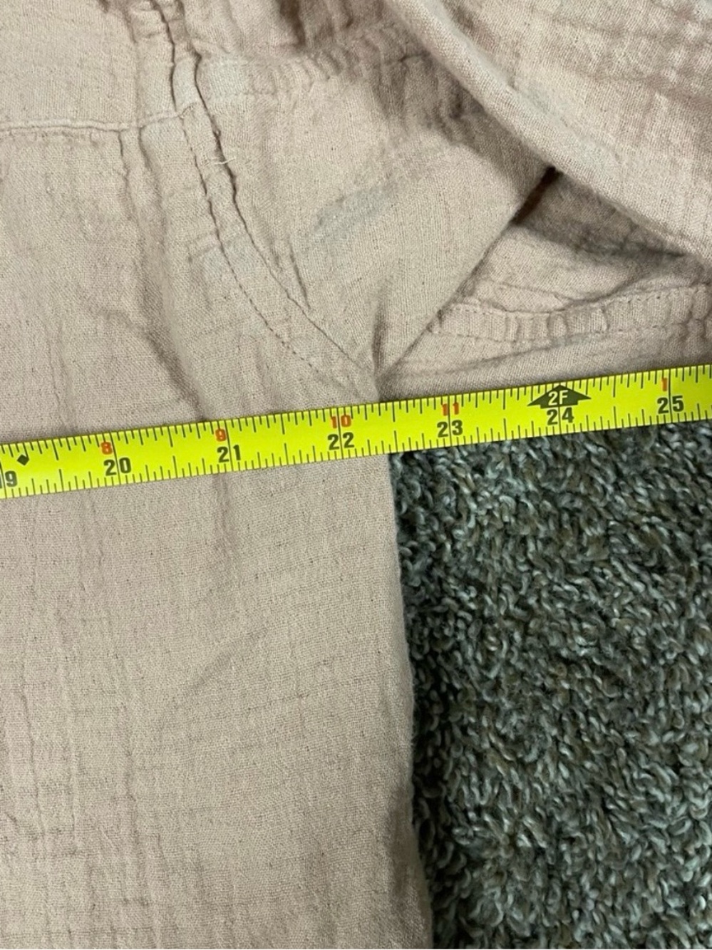 Aritzia Wilfred Free Sail Button Down shirt in Beige - Picture 4 of 5